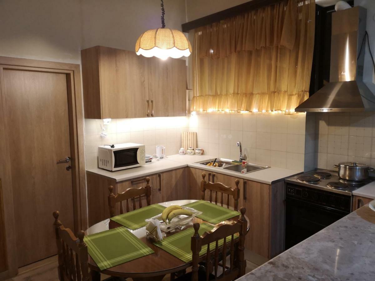 Leonidas Private Apartment In Sparta Exterior foto